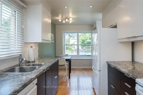 635 Beaver Court Milton ON L9T 4A8