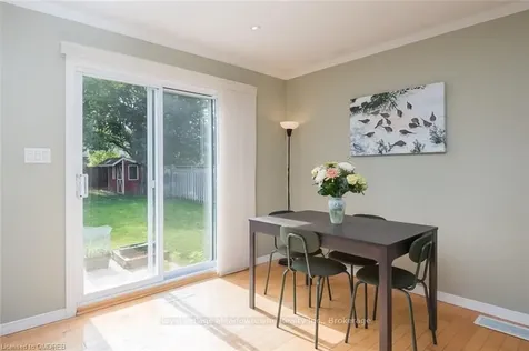 635 Beaver Court Milton ON L9T 4A8