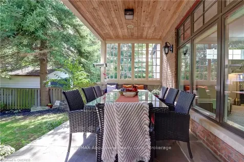 134 Westside Drive Oakville ON L6K 1P3