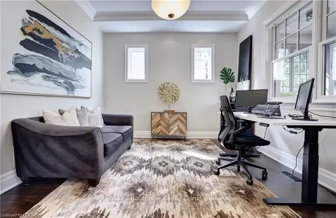 134 Westside Drive Oakville ON L6K 1P3