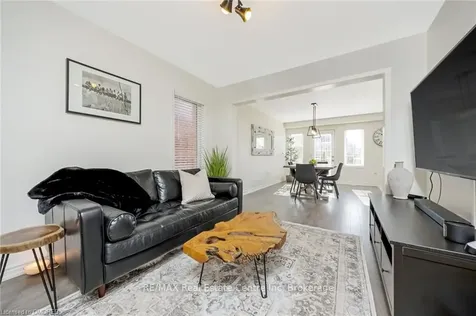 179 Lemieux Court Milton ON L9E 1E9