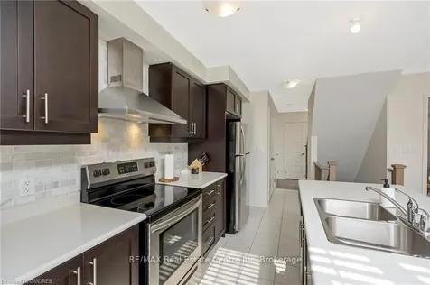 179 Lemieux Court Milton ON L9E 1E9