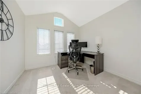 179 Lemieux Court Milton ON L9E 1E9