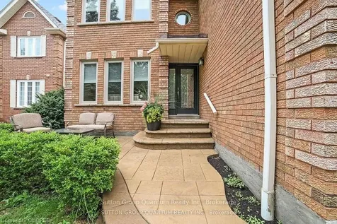2940 Harvey Crescent Mississauga ON L5L 4V8
