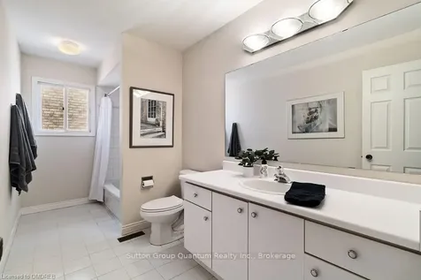 2940 Harvey Crescent Mississauga ON L5L 4V8
