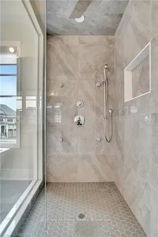 2279 Hyacinth Crescent Oakville ON L6M 5M9