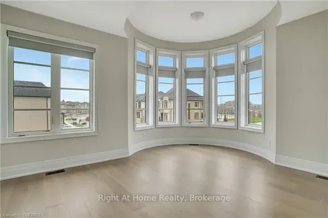 2279 Hyacinth Crescent Oakville ON L6M 5M9