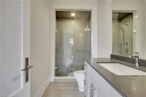 2279 Hyacinth Crescent Oakville ON L6M 5M9
