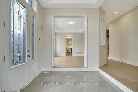 2279 Hyacinth Crescent Oakville ON L6M 5M9