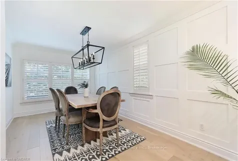 10 Edith Street Halton Hills ON L7G 3A5