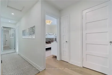 10 Edith Street Halton Hills ON L7G 3A5