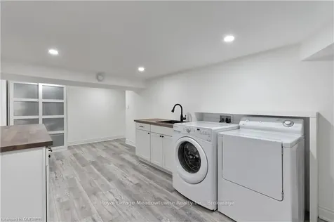 10 Edith Street Halton Hills ON L7G 3A5