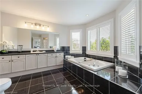 751 Turrell Crescent Milton ON L9T 5L4