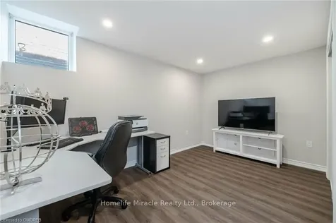751 Turrell Crescent Milton ON L9T 5L4