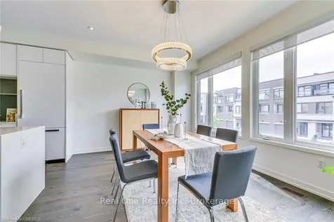 196 Squire Crescent Oakville ON L6H 0L6