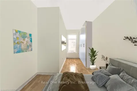 196 Squire Crescent Oakville ON L6H 0L6