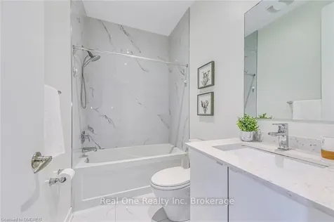 196 Squire Crescent Oakville ON L6H 0L6