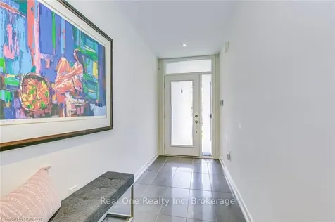 196 Squire Crescent Oakville ON L6H 0L6