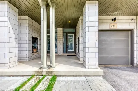 196 Squire Crescent Oakville ON L6H 0L6
