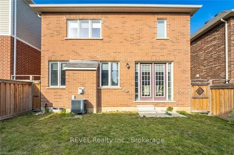 1252 Leger Way Milton ON L9E 1E4