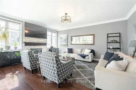 1252 Leger Way Milton ON L9E 1E4