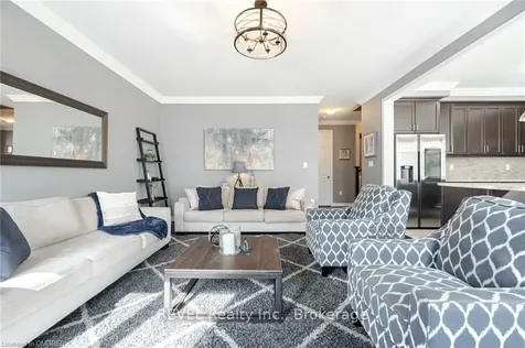 1252 Leger Way Milton ON L9E 1E4