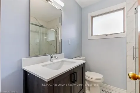 356 Sawyer Road Oakville ON L6L 3N7