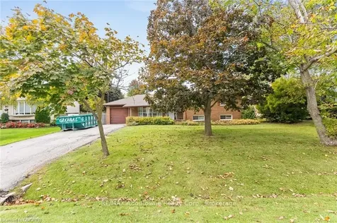 356 Sawyer Road Oakville ON L6L 3N7