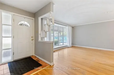 356 Sawyer Road Oakville ON L6L 3N7