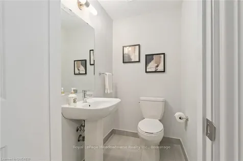 349 Wheat Boom Drive Oakville ON L6H 7X5