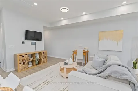 349 Wheat Boom Drive Oakville ON L6H 7X5