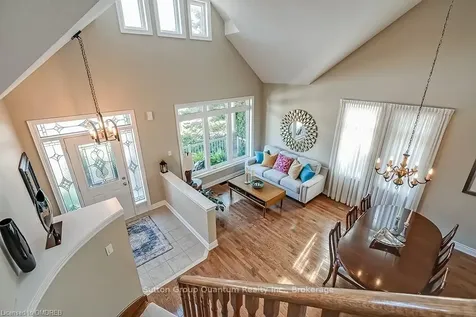 3329 Springflower Way Oakville ON L6L 6V1