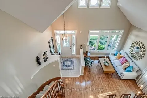 3329 Springflower Way Oakville ON L6L 6V1