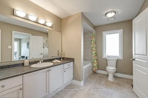 3329 Springflower Way Oakville ON L6L 6V1