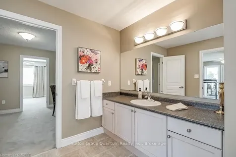 3329 Springflower Way Oakville ON L6L 6V1