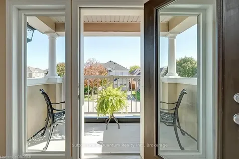 3329 Springflower Way Oakville ON L6L 6V1