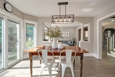 5217 Nova Crescent Burlington ON L7L 7B8