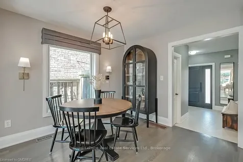 5217 Nova Crescent Burlington ON L7L 7B8