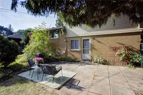 335 Meadowhill Road Burlington ON L7L 3L2