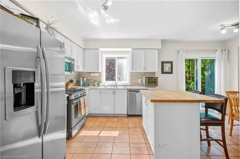 1278 Brillinger Street Oakville ON L6M 3S5