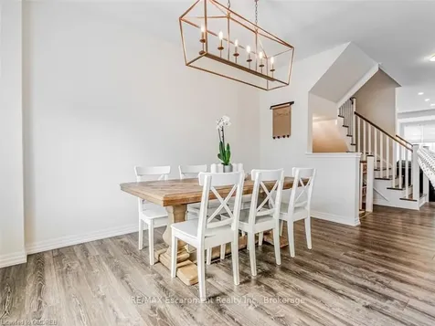 3357 Carding Mill Trail Oakville ON L6M 4K1