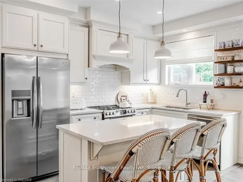 3357 Carding Mill Trail Oakville ON L6M 4K1