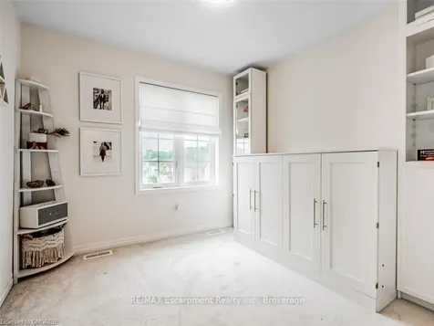 3357 Carding Mill Trail Oakville ON L6M 4K1
