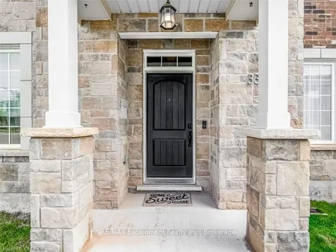 3357 Carding Mill Trail Oakville ON L6M 4K1