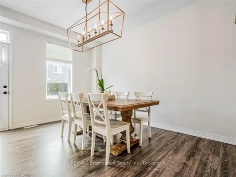 3357 Carding Mill Trail Oakville ON L6M 4K1