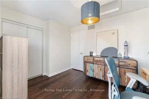 902 Scott Boulevard Milton ON L9T 7C5
