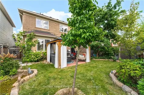 902 Scott Boulevard Milton ON L9T 7C5
