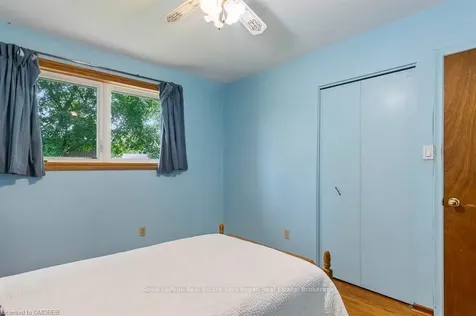 1252 Kensington Park Road Oakville ON L6H 2G9