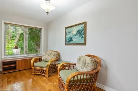 1252 Kensington Park Road Oakville ON L6H 2G9