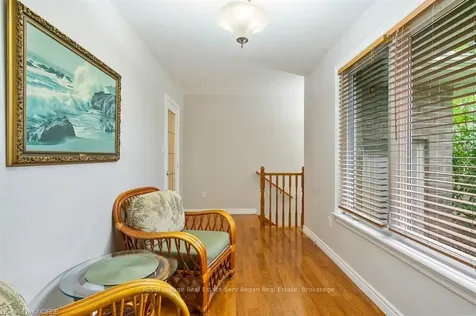 1252 Kensington Park Road Oakville ON L6H 2G9